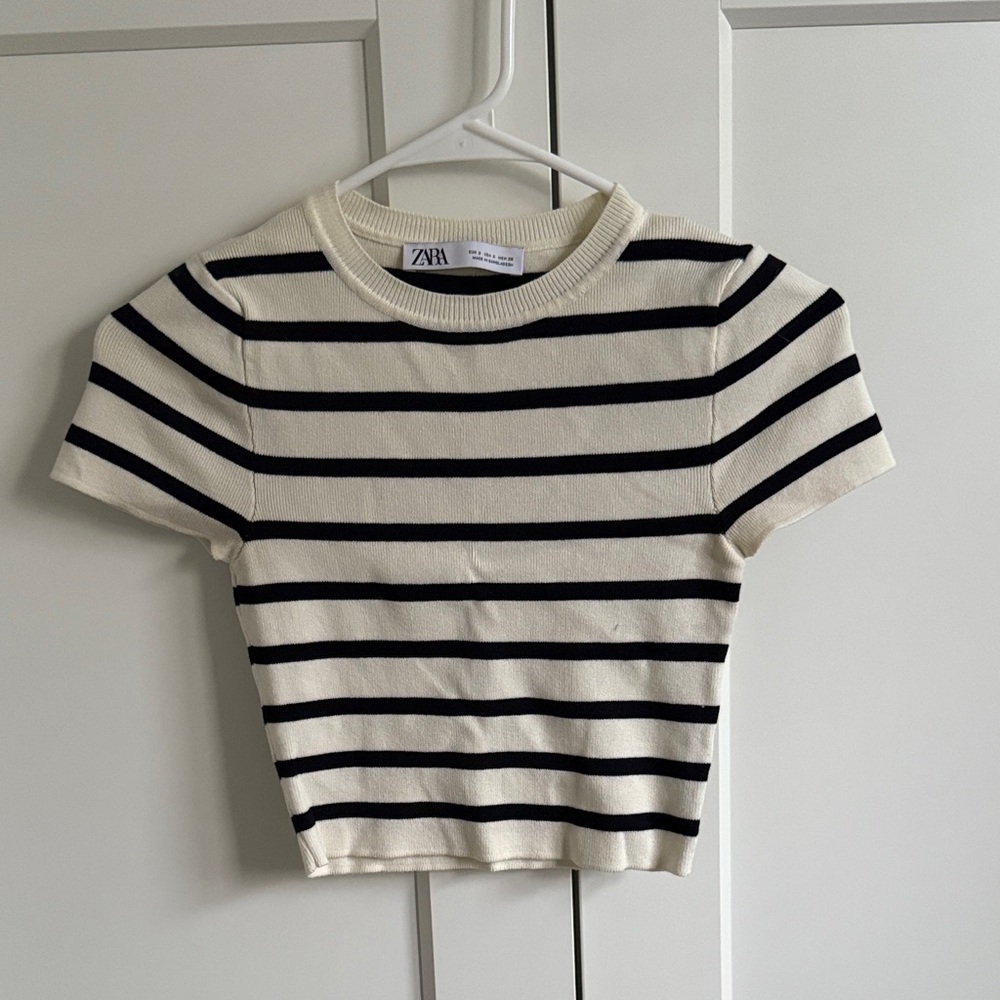 Zara Black and Cream Striped Tee